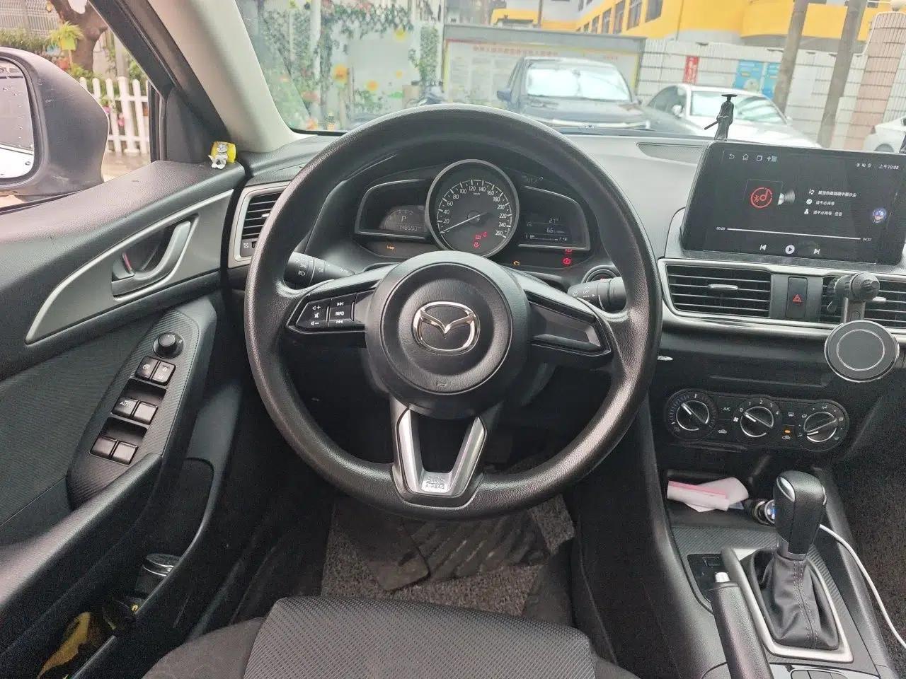 Mazda 3 Axela 2017 Sedan 1.5L Automatic Comfort Model Emission Standard China V — миниатюра 10