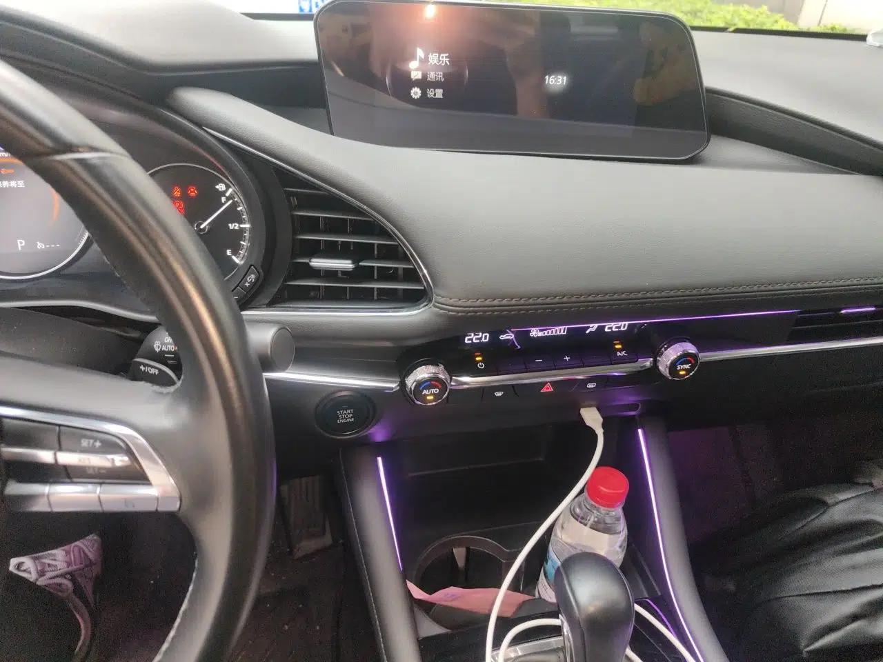 Mazda 3 Axela 2021 2.0L Automatic Zhiya Edition — миниатюра 13