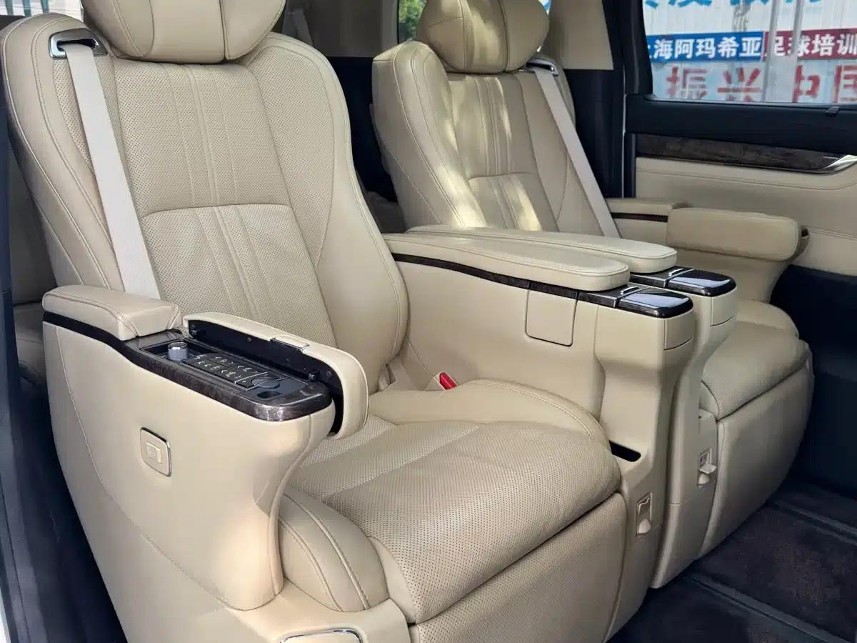 2018 Alphard Facelift 3.5L Premium Edition — миниатюра 15