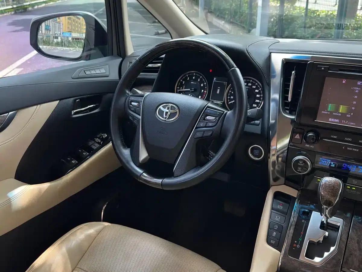 2018 Alphard Facelift 3.5L Premium Edition — миниатюра 19