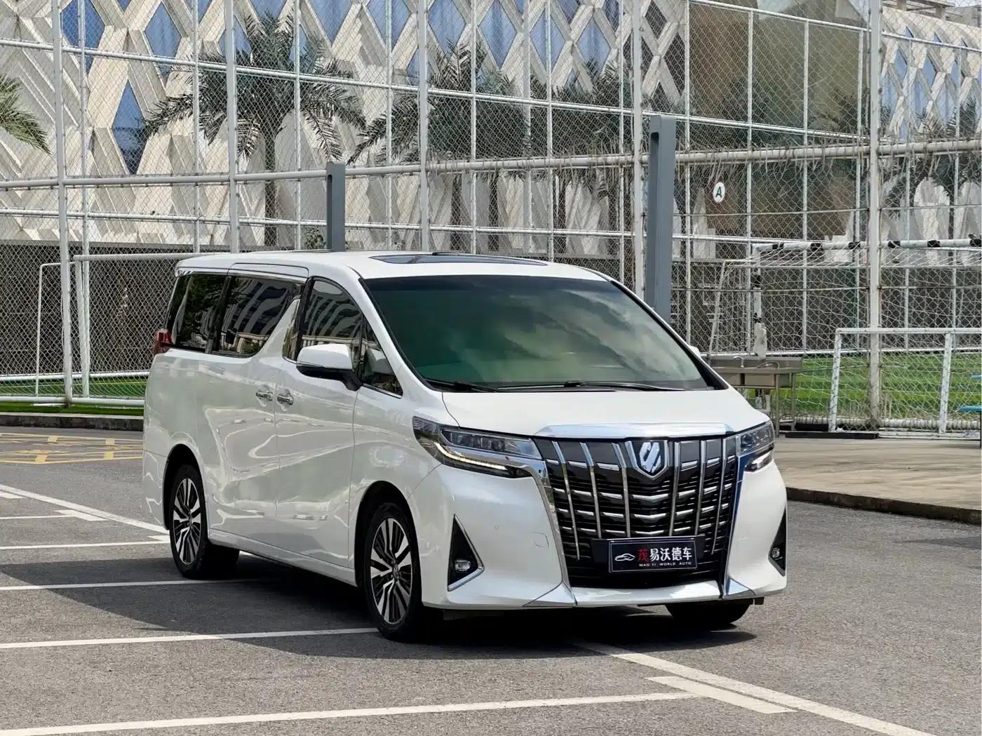 2018 Alphard Facelift 3.5L Premium Edition — миниатюра 3