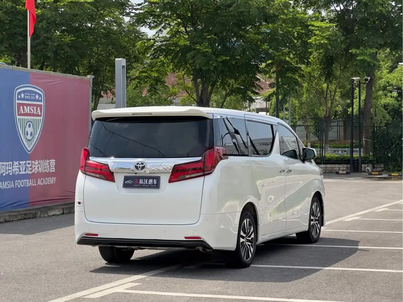 2018 Alphard Facelift 3.5L Premium Edition — миниатюра 5