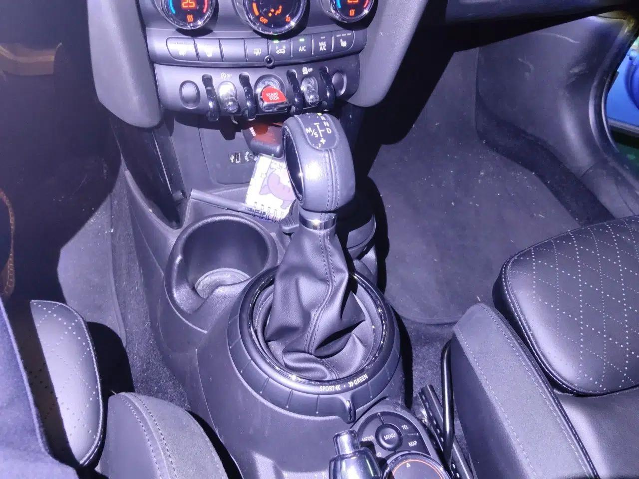 MINI 2015 2.0T COOPER S Five-Door Edition — миниатюра 14