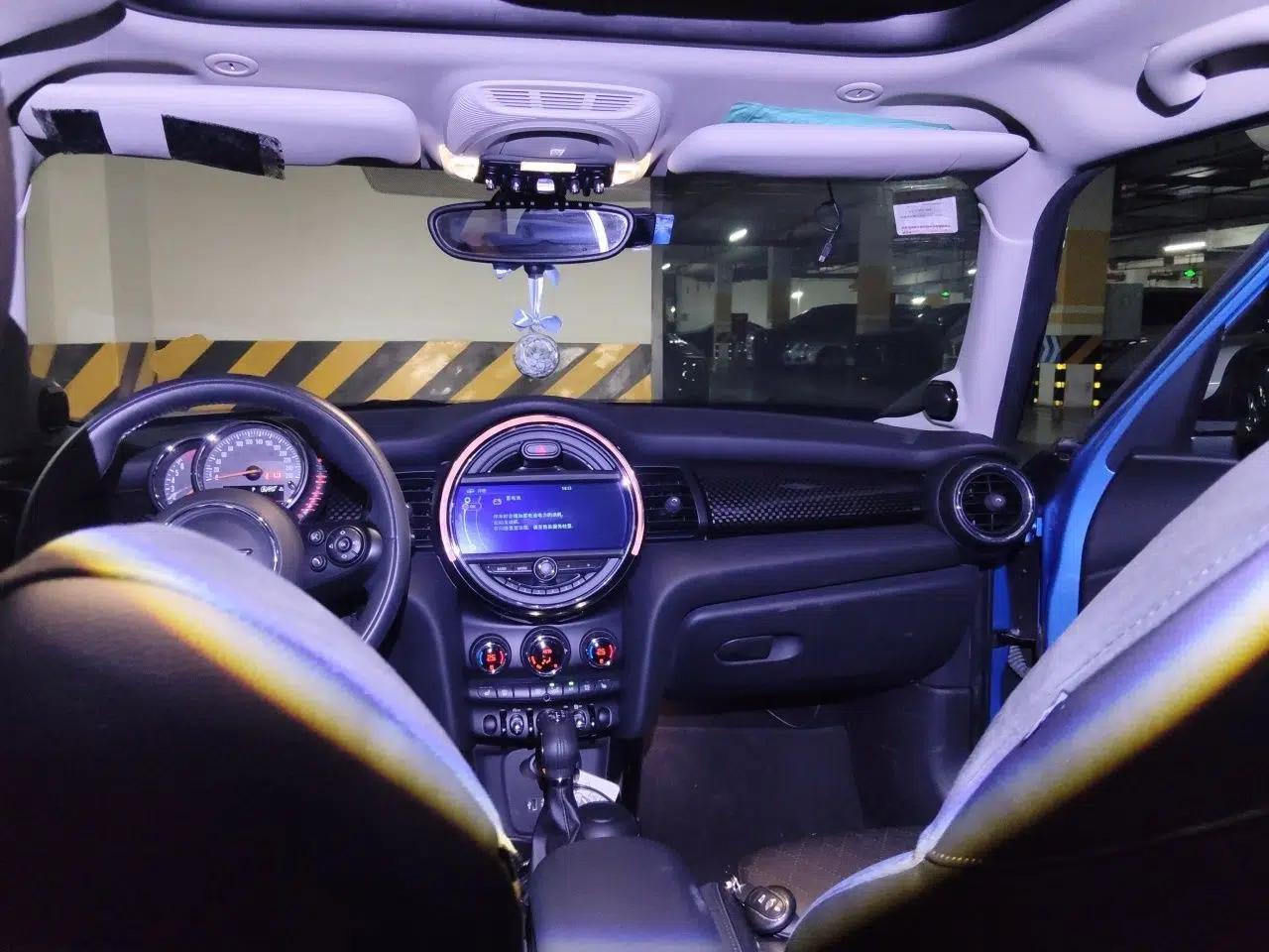 MINI 2015 2.0T COOPER S Five-Door Edition — миниатюра 9