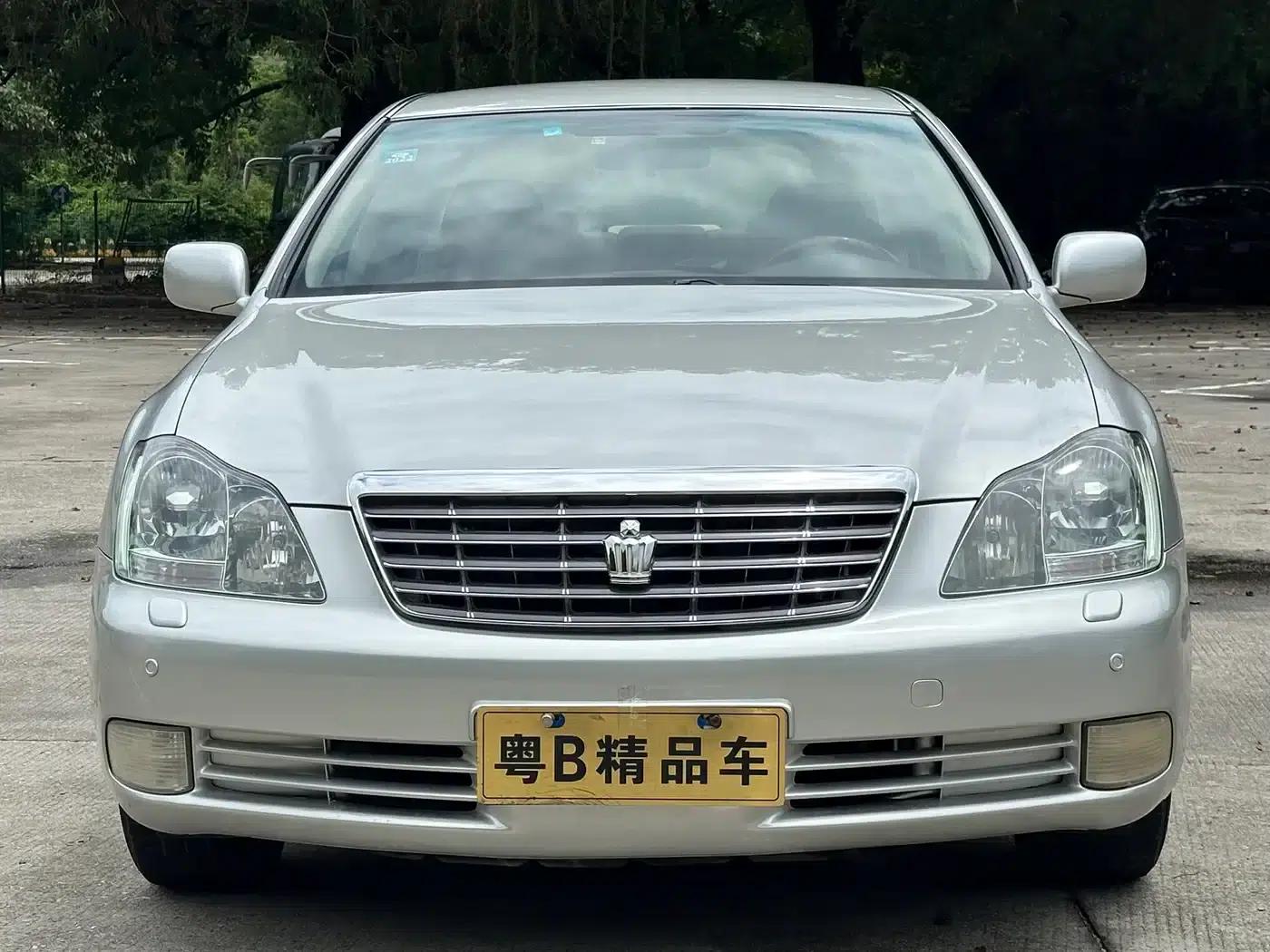 Crown 2005 3.0L Royal — миниатюра 2
