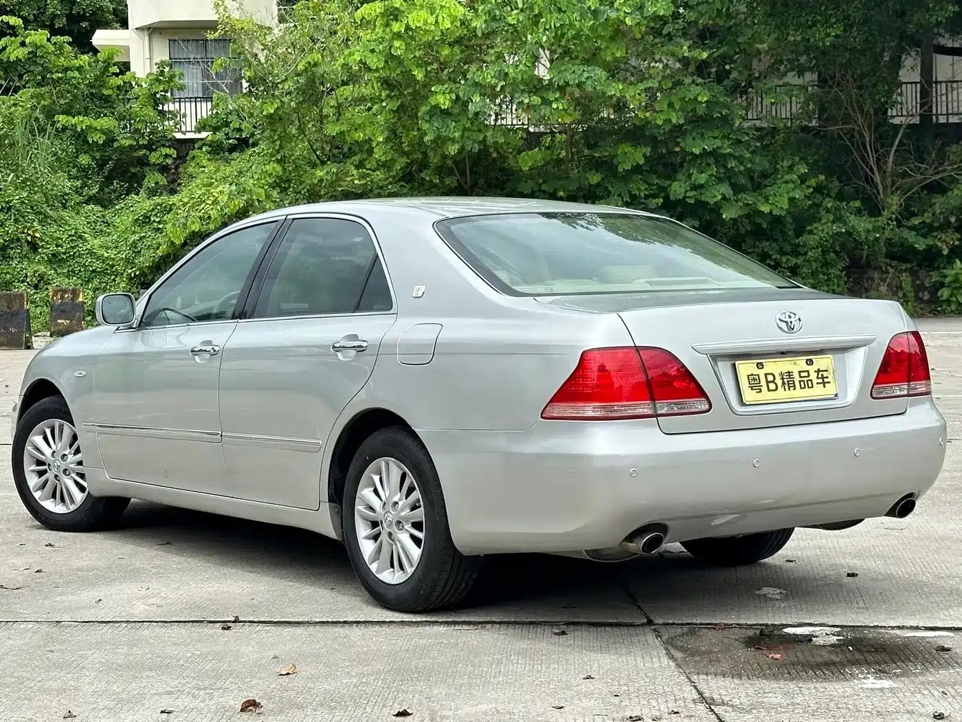 Crown 2005 3.0L Royal — миниатюра 7
