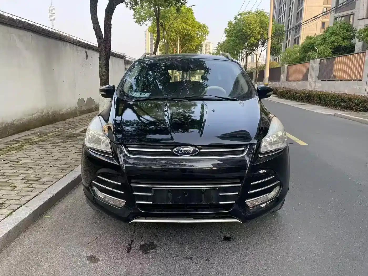 Ford Kuga 2013 1.6L GTDi 2WD Fashion Edition — миниатюра 2