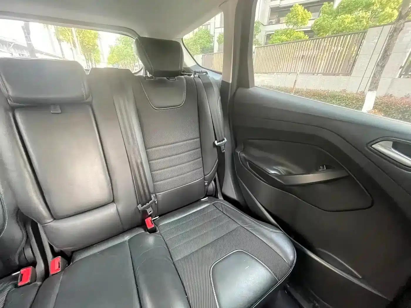 Ford Kuga 2013 1.6L GTDi 2WD Fashion Edition — миниатюра 13
