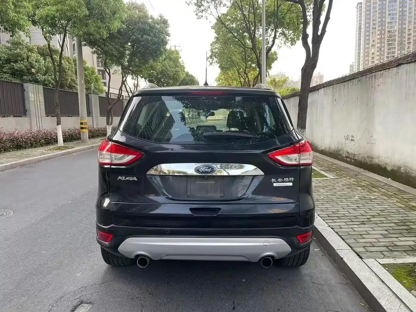 Ford Kuga 2013 1.6L GTDi 2WD Fashion Edition — миниатюра 5