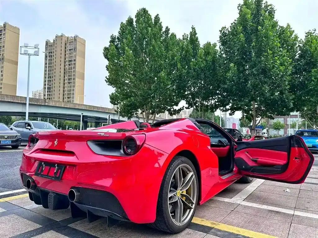2015 Ferrari 488 Spider — миниатюра 9