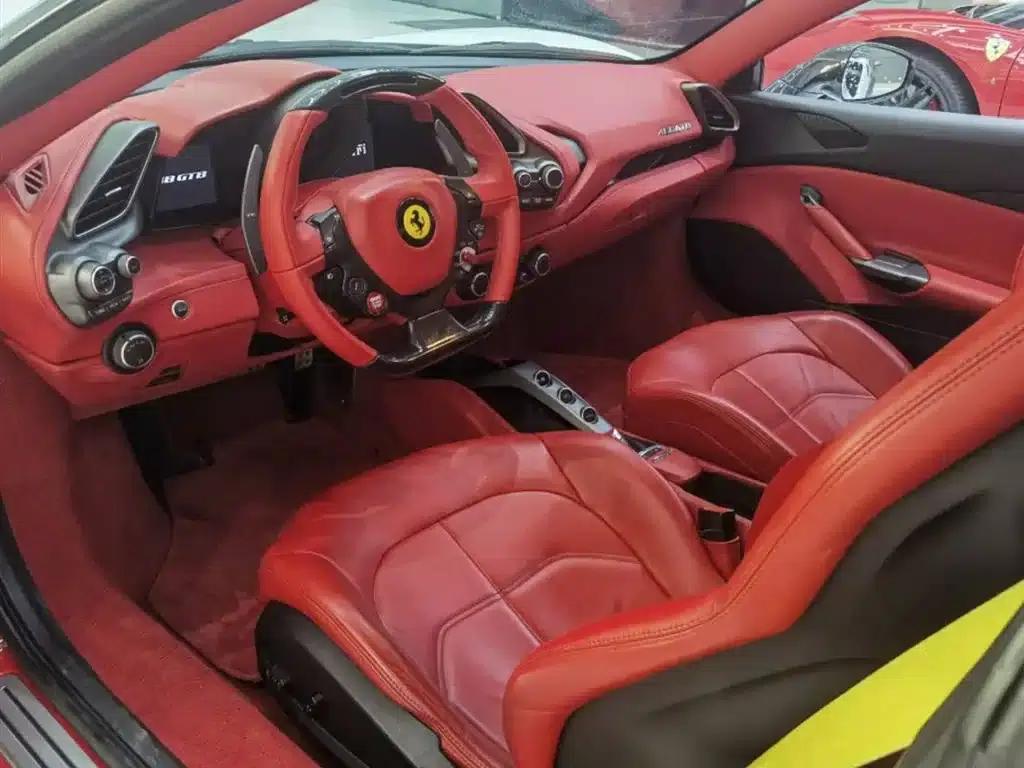 2015 Ferrari 488 GTB — миниатюра 4
