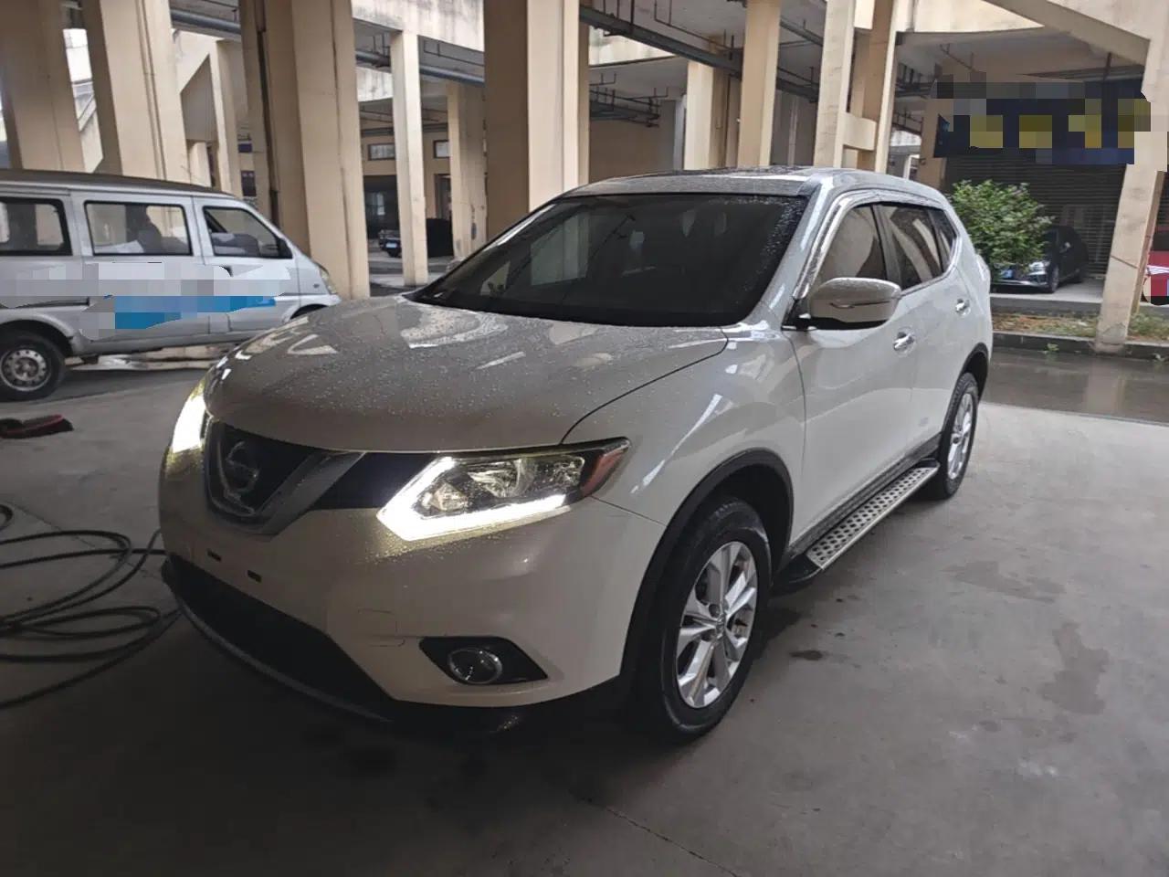 Nissan X-Trail 2016 2.0L CVT Smart Enjoyment Version 4WD — миниатюра 1