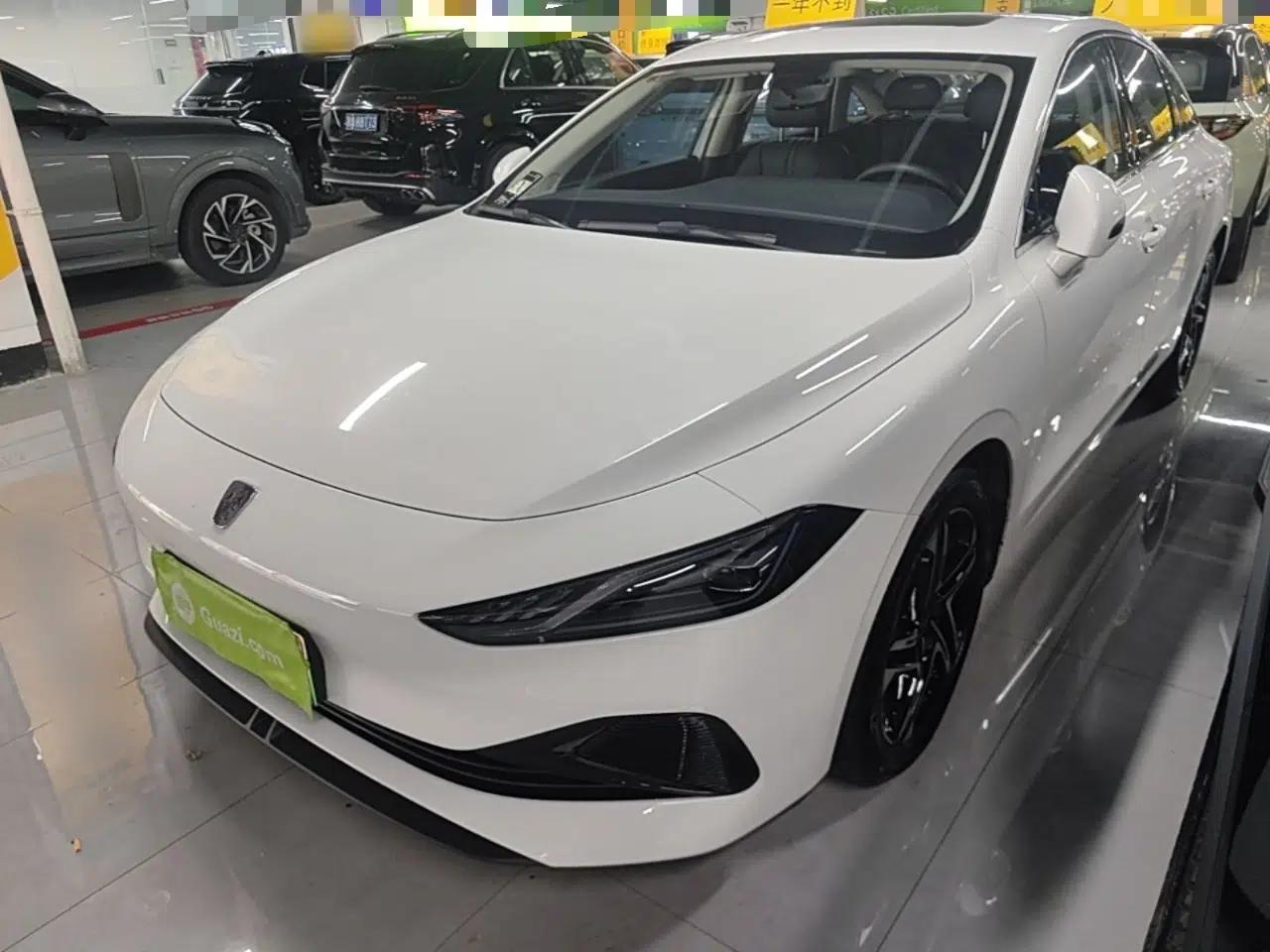 Roewe D7 2023 DMH 125km Superior Edition — миниатюра 1