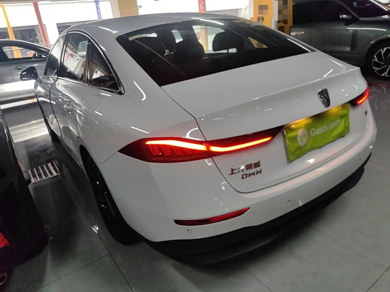 Roewe D7 2023 DMH 125km Superior Edition — миниатюра 4