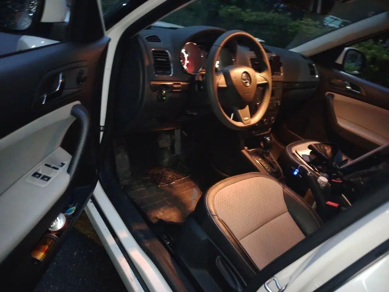 Skoda Yeti 2016 1.4TSI DSG Advanced Edition — миниатюра 16