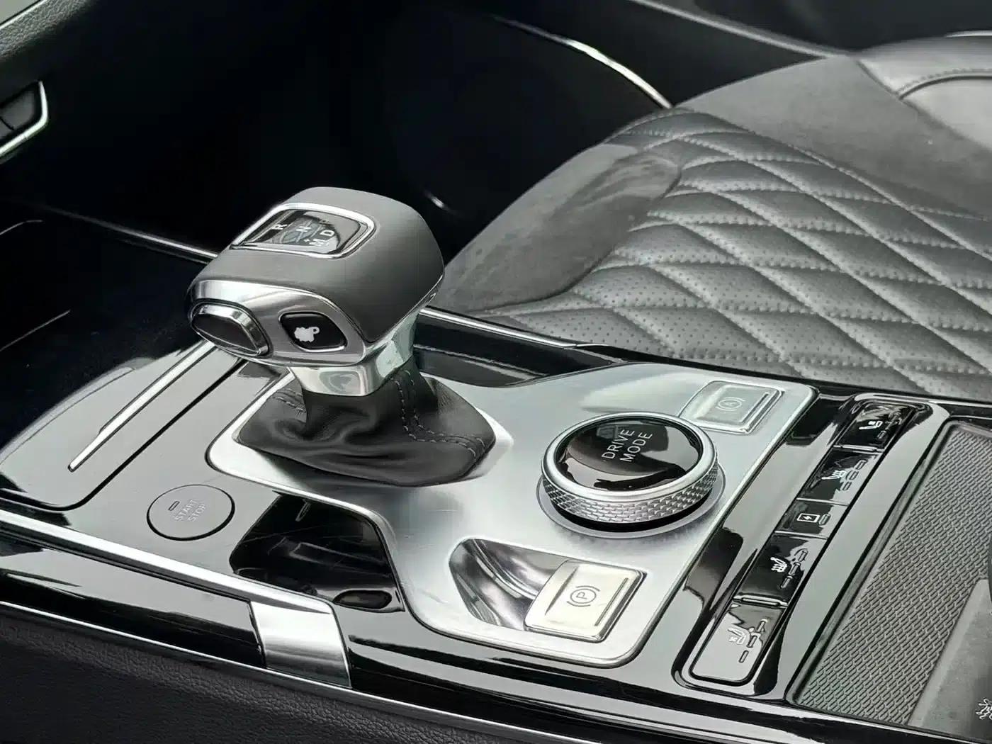 Hongqi HS5 2019 2.0T Intelligent Flagship Enjoy 4WD Edition — миниатюра 13