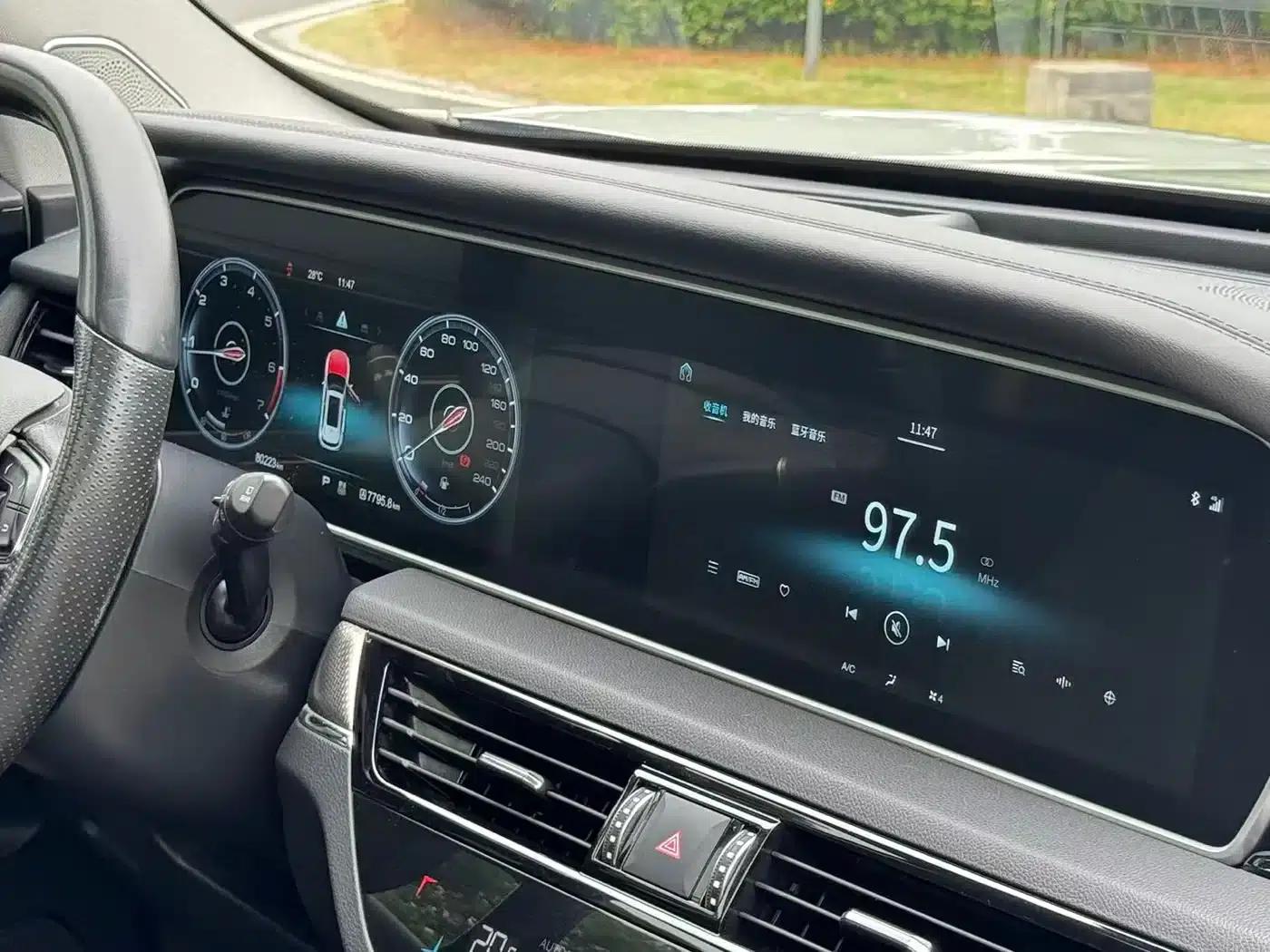 Hongqi HS5 2019 2.0T Intelligent Flagship Enjoy 4WD Edition — миниатюра 17