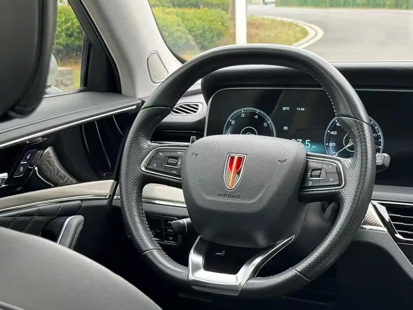 Hongqi HS5 2019 2.0T Intelligent Flagship Enjoy 4WD Edition — миниатюра 10