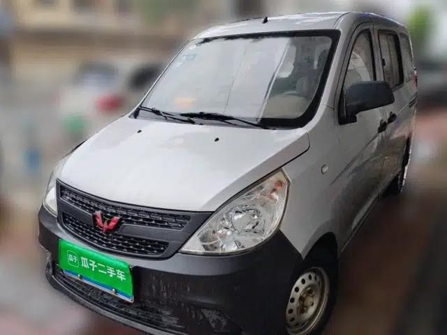Wuling Zhiguang V 2017 1.2L Base Version LMH