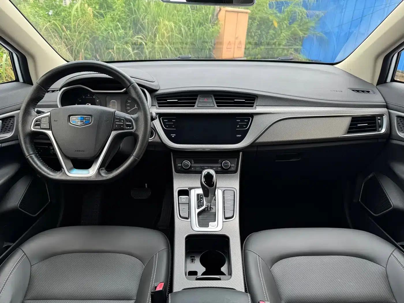 Geely GS 2018 Elegant Edition 1.8L Automatic Leading Model — миниатюра 8