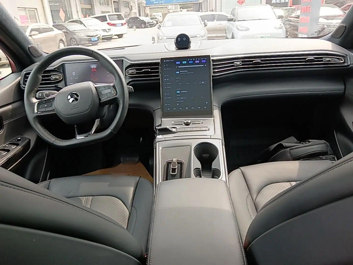 Nio EC6 2020 430 km Sport Version — миниатюра 17