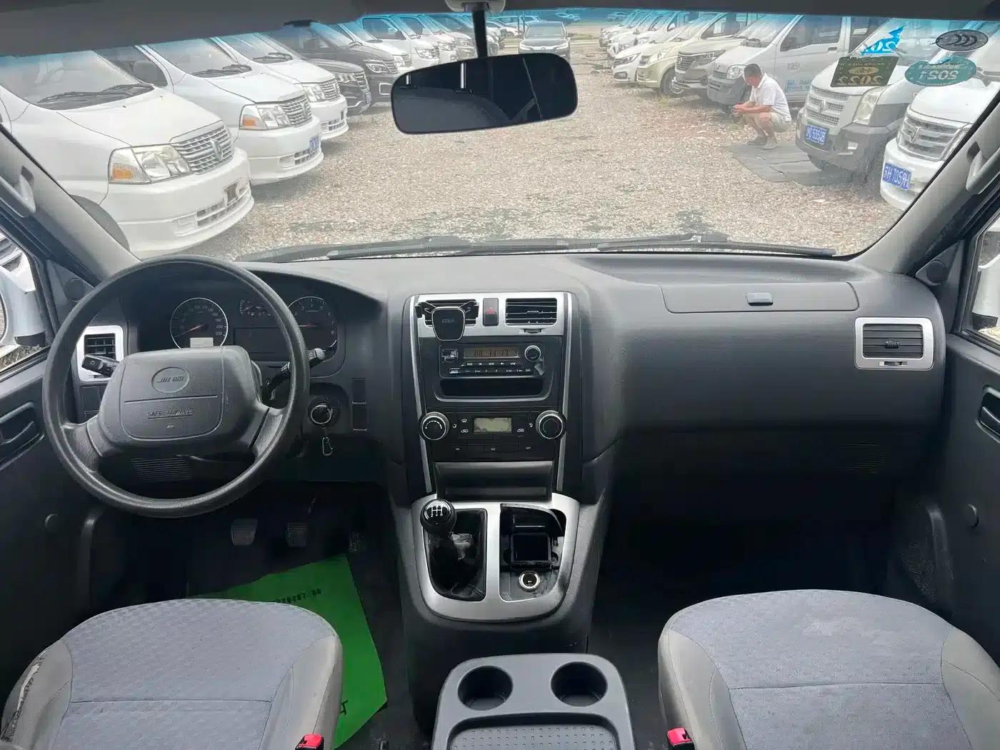 Grace 2019 2.0L Express Comfort 7-seater National VI Emission Standard 1TZS — миниатюра 5