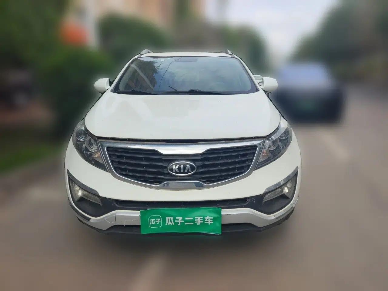 Kia Sportage R 2011 2.0L Automatic Two-Wheel Drive GL — миниатюра 2