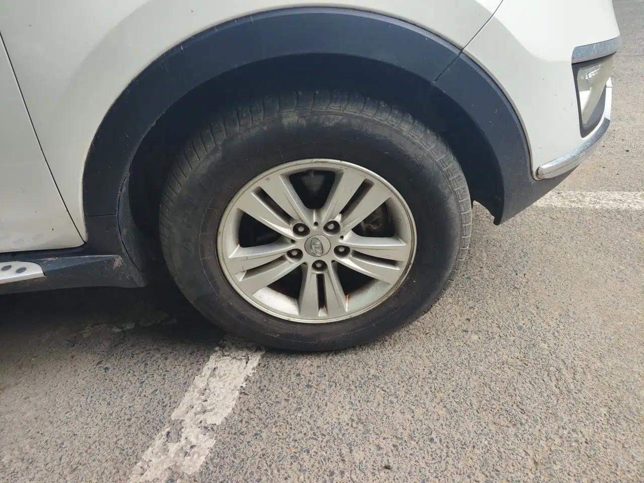 Kia Sportage R 2011 2.0L Automatic Two-Wheel Drive GL — миниатюра 8