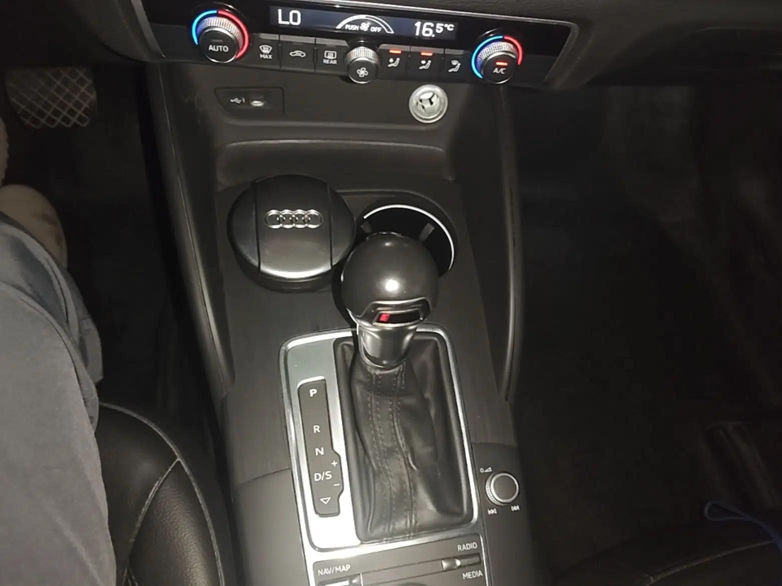 Audi A3 2018 30th Anniversary Edition Sportback 35 TFSI Style Model — миниатюра 16