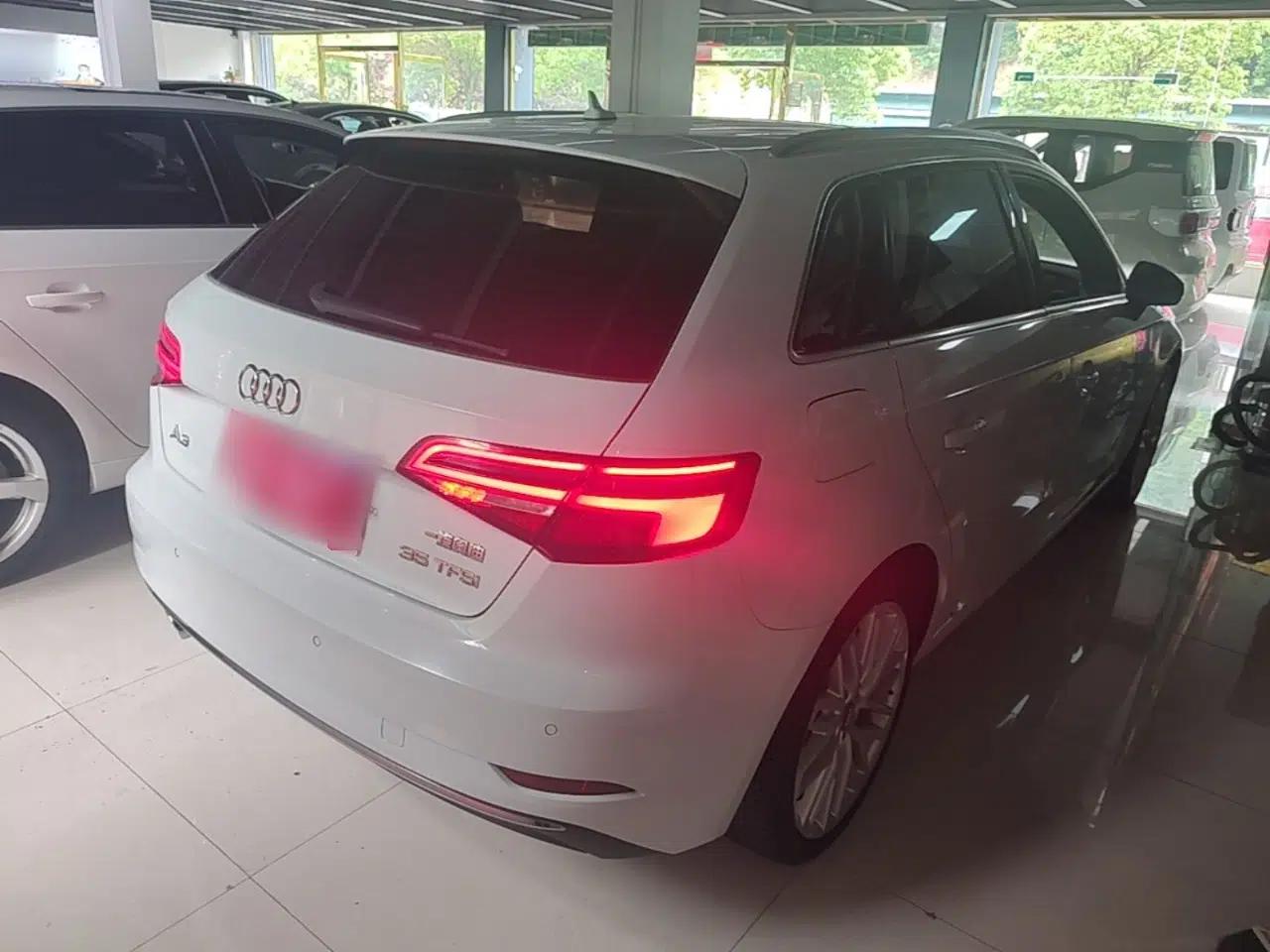 Audi A3 2018 30th Anniversary Edition Sportback 35 TFSI Style Model — миниатюра 6