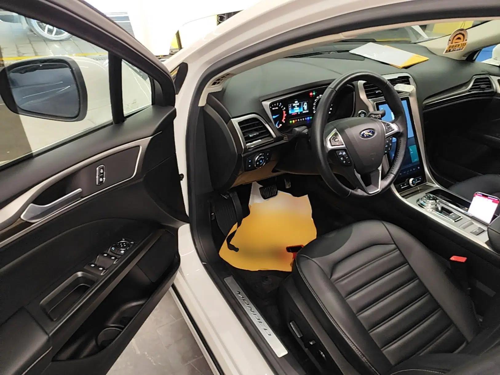 Ford Mondeo 2020 EcoBoost 180 Stylish Model — миниатюра 23