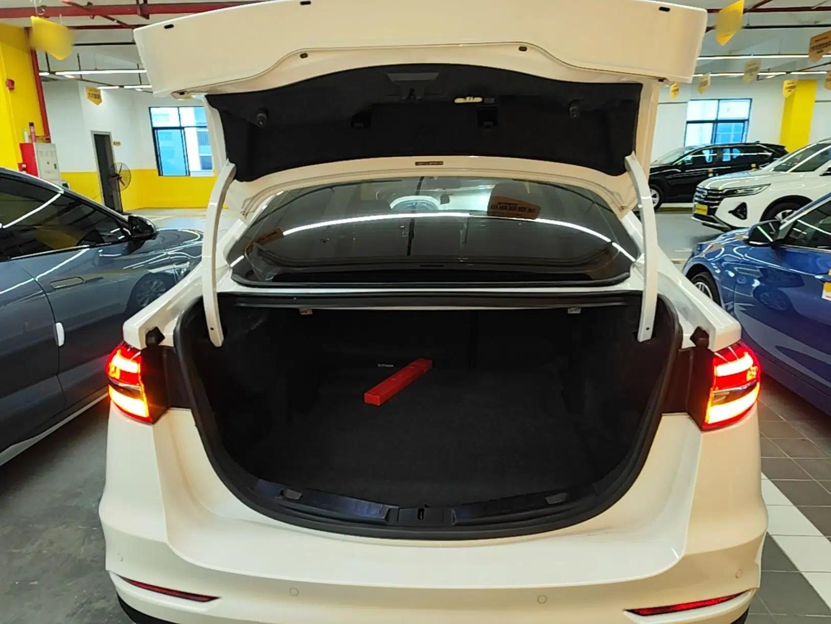 Ford Mondeo 2020 EcoBoost 180 Stylish Model — миниатюра 27