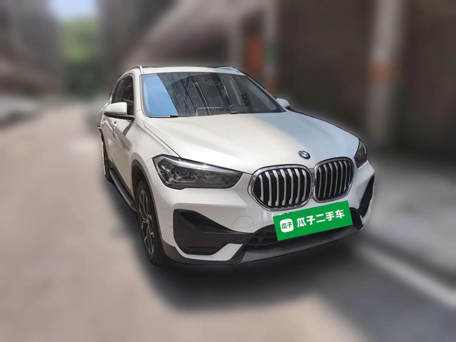BMW X1 2021 sDrive25Li Leading Model — миниатюра 3