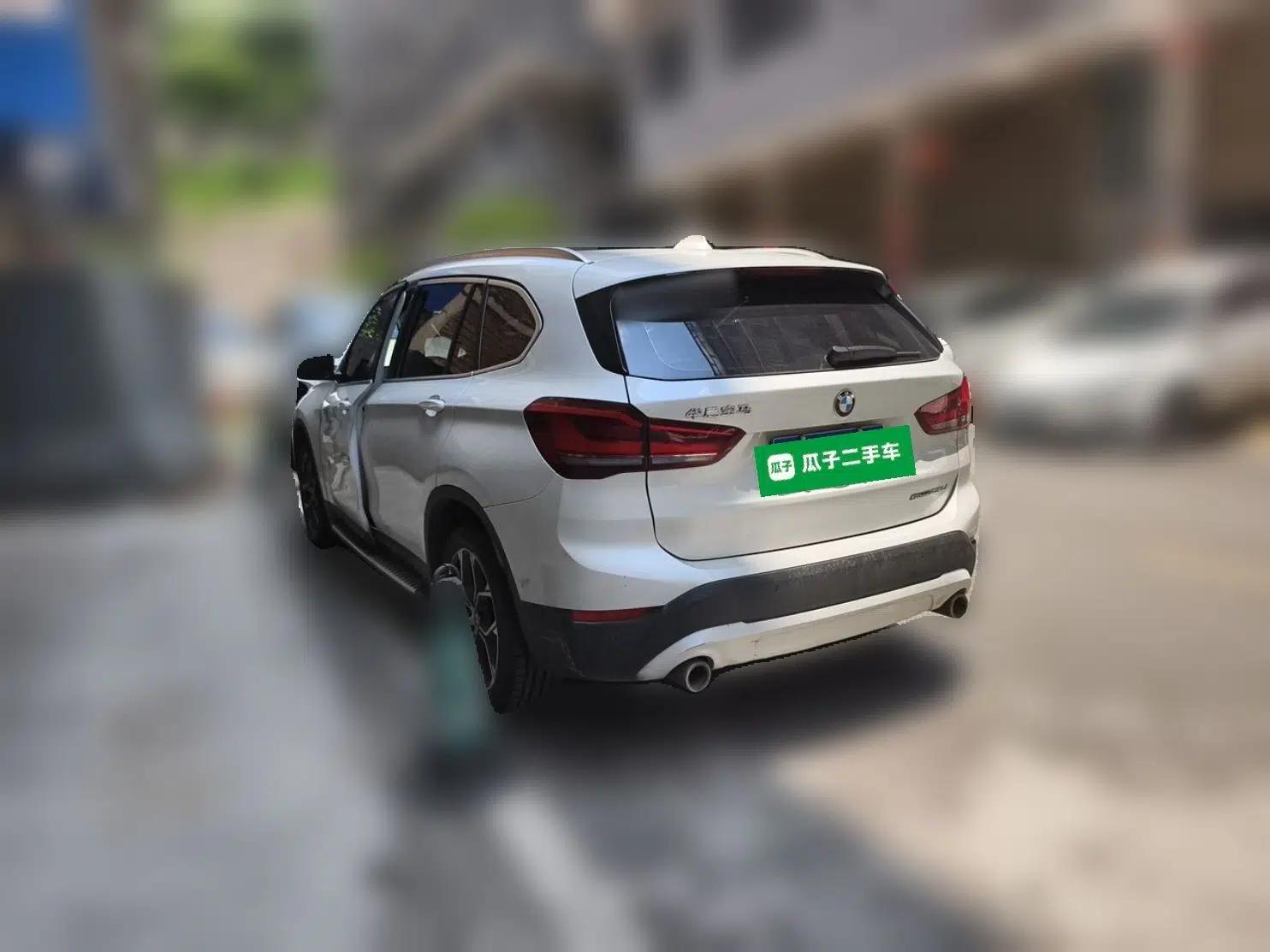 BMW X1 2021 sDrive25Li Leading Model — миниатюра 4