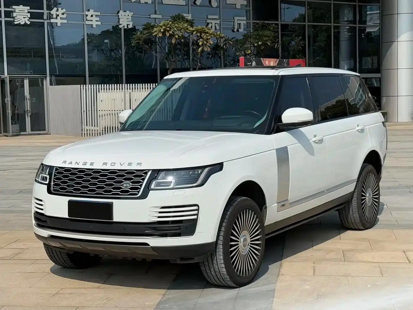 Range Rover 2020 3.0 L6 Legendary Long Wheelbase — миниатюра 1