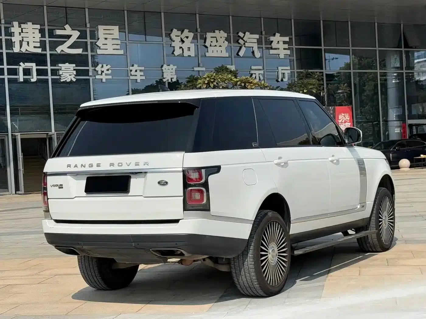 Range Rover 2020 3.0 L6 Legendary Long Wheelbase — миниатюра 9