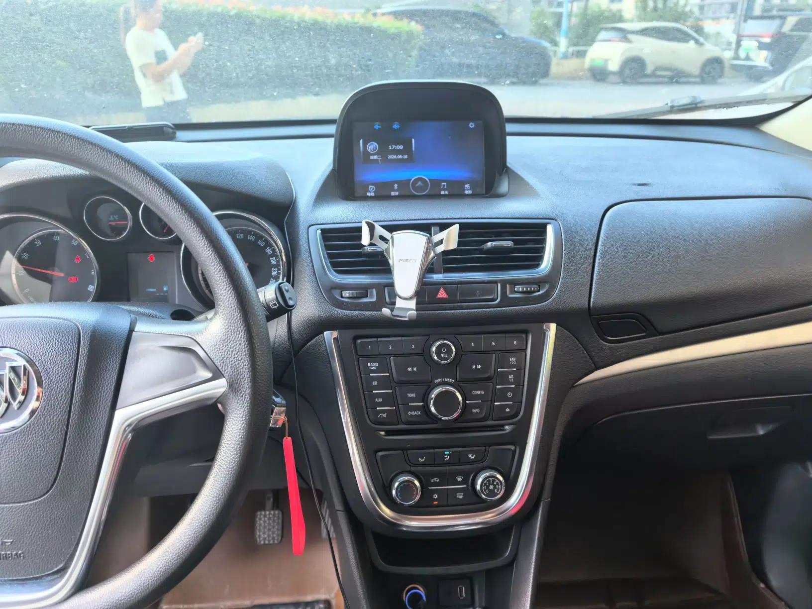 Buick Encore 2014 1.4T Manual Two-Wheel Drive Urban Advanced Model — миниатюра 13