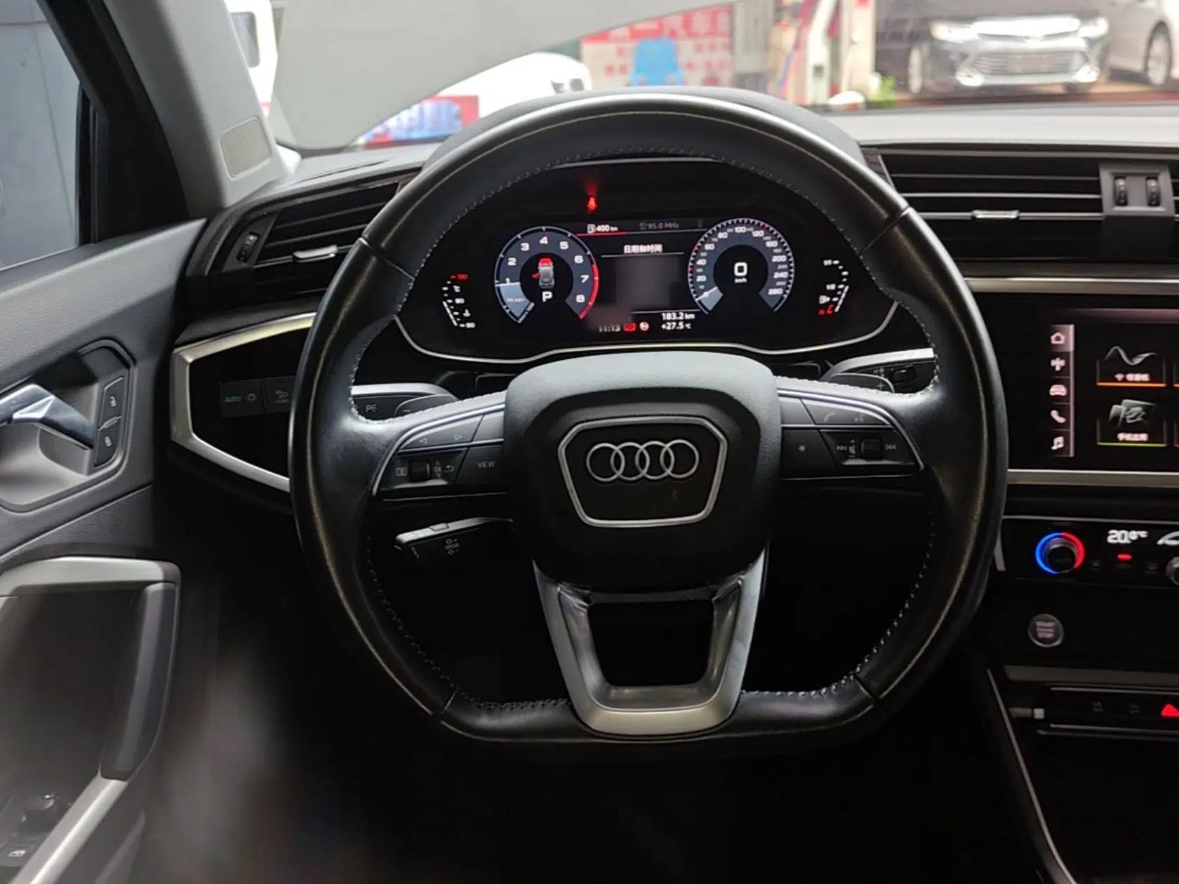 Audi Q3 2020 35 TFSI Fashion Dynamic Model — миниатюра 13