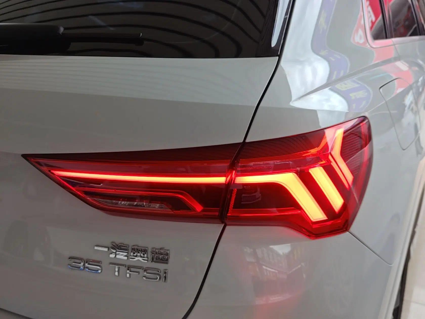 Audi Q3 2020 35 TFSI Fashion Dynamic Model — миниатюра 9