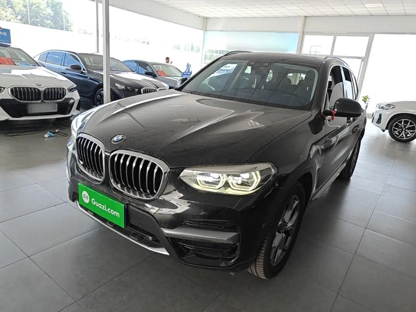 BMW X3 2020 xDrive28i Luxury Package — миниатюра 1