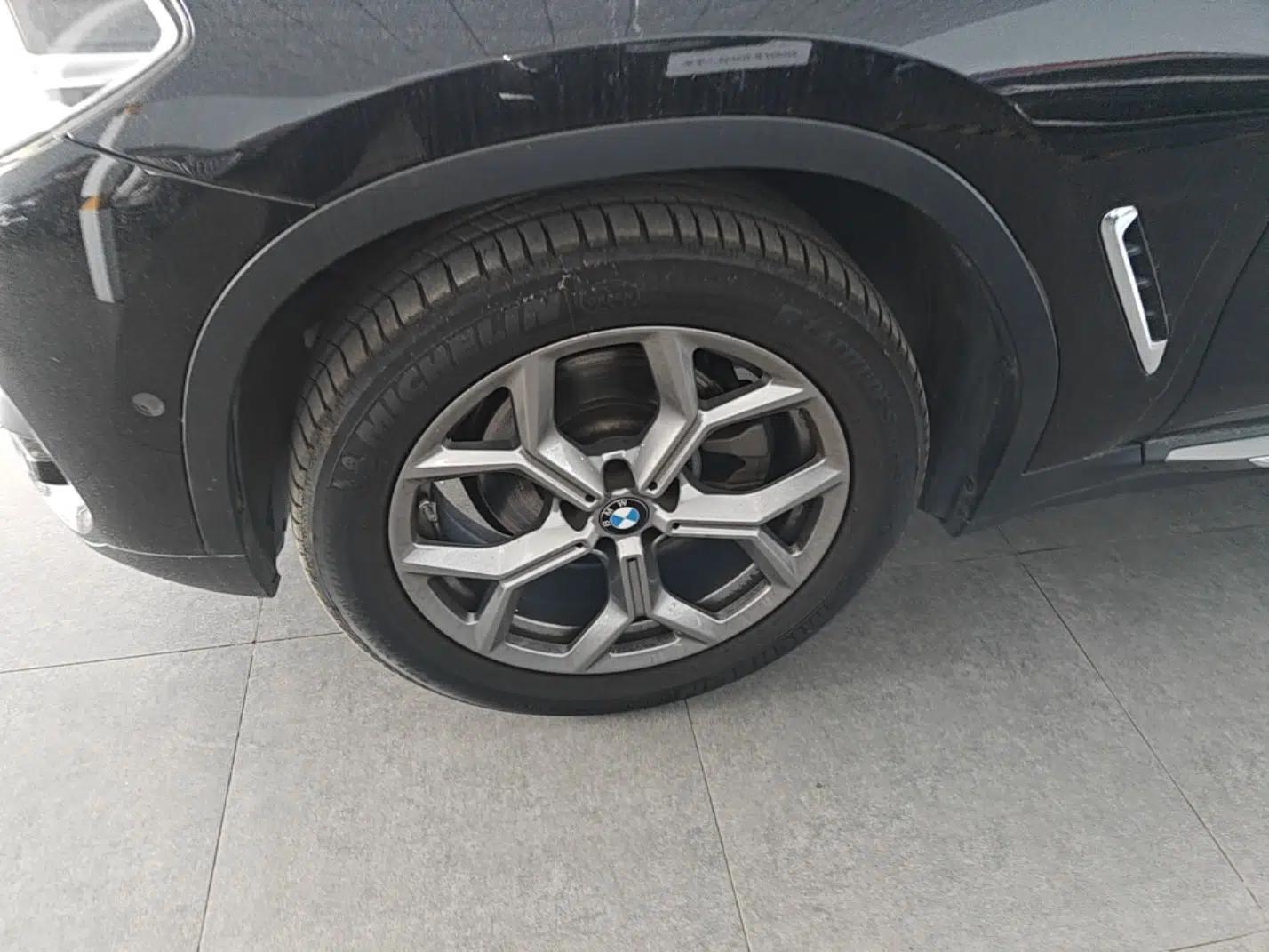 BMW X3 2020 xDrive28i Luxury Package — миниатюра 10