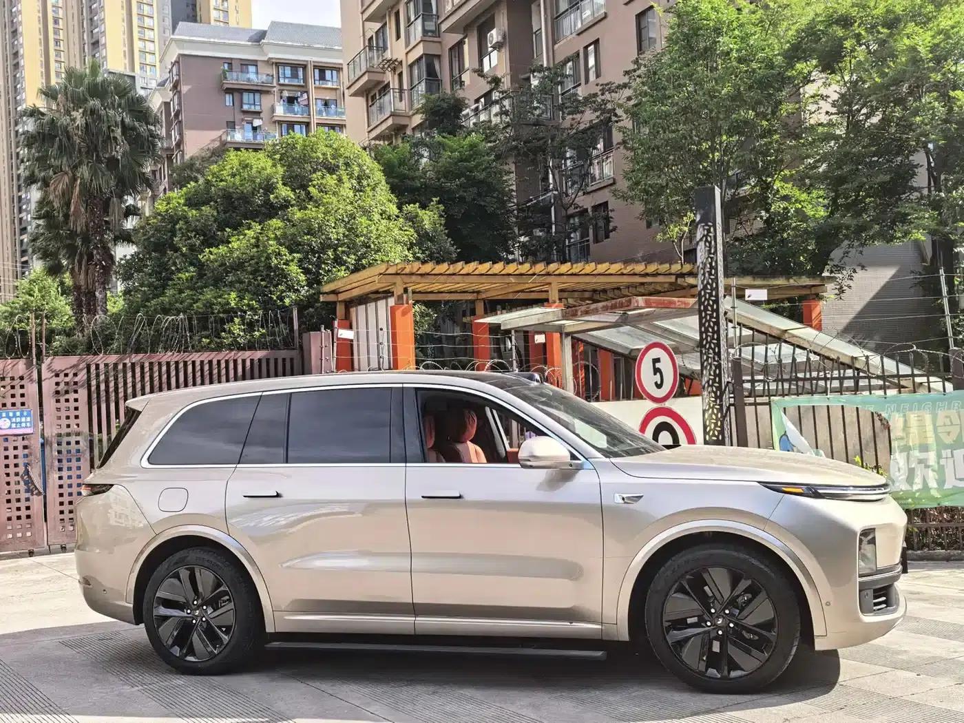 Li Auto L9 2022 Max — миниатюра 4