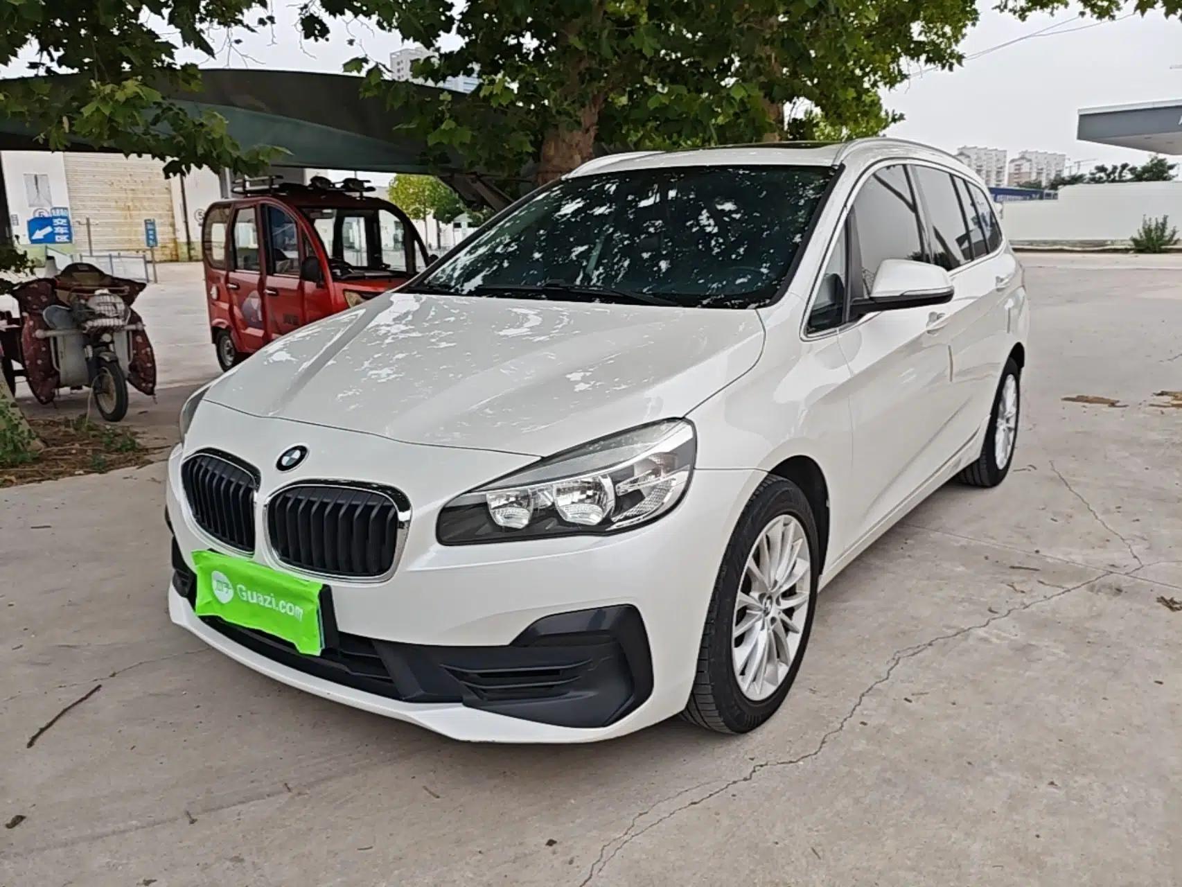 BMW 2 Series Gran Tourer 2018 220i Leading Model — миниатюра 1