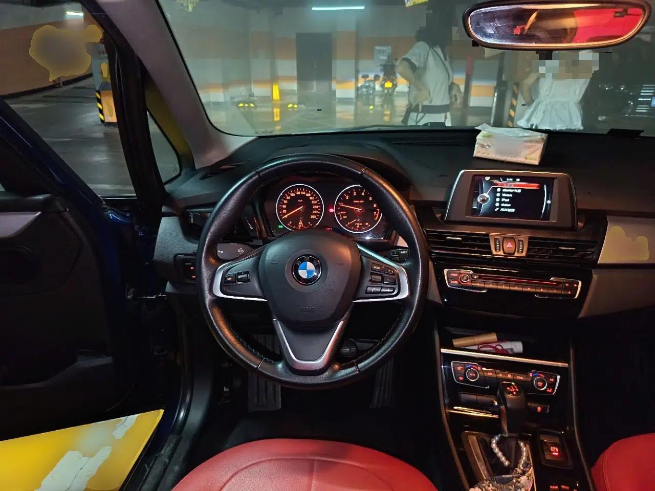 BMW 2 Series Active Tourer 2016 218i Leading Model — миниатюра 10