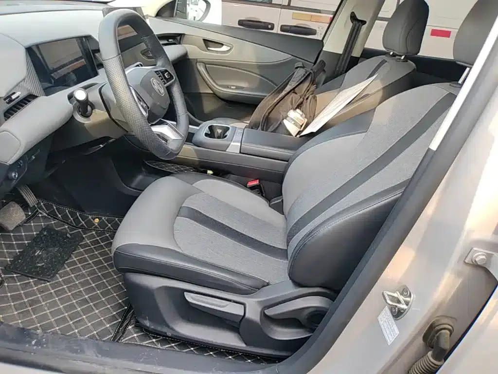 MG ES5 2025 515pro Rear-Wheel Drive — миниатюра 15
