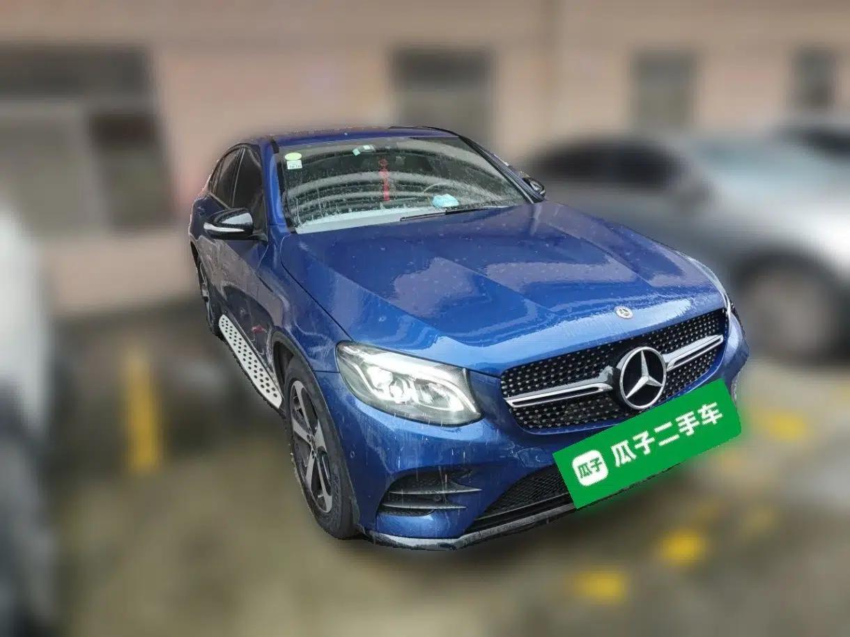 Mercedes-Benz GLC Coupe 2018 GLC 200 4MATIC Coupe SUV — миниатюра 3
