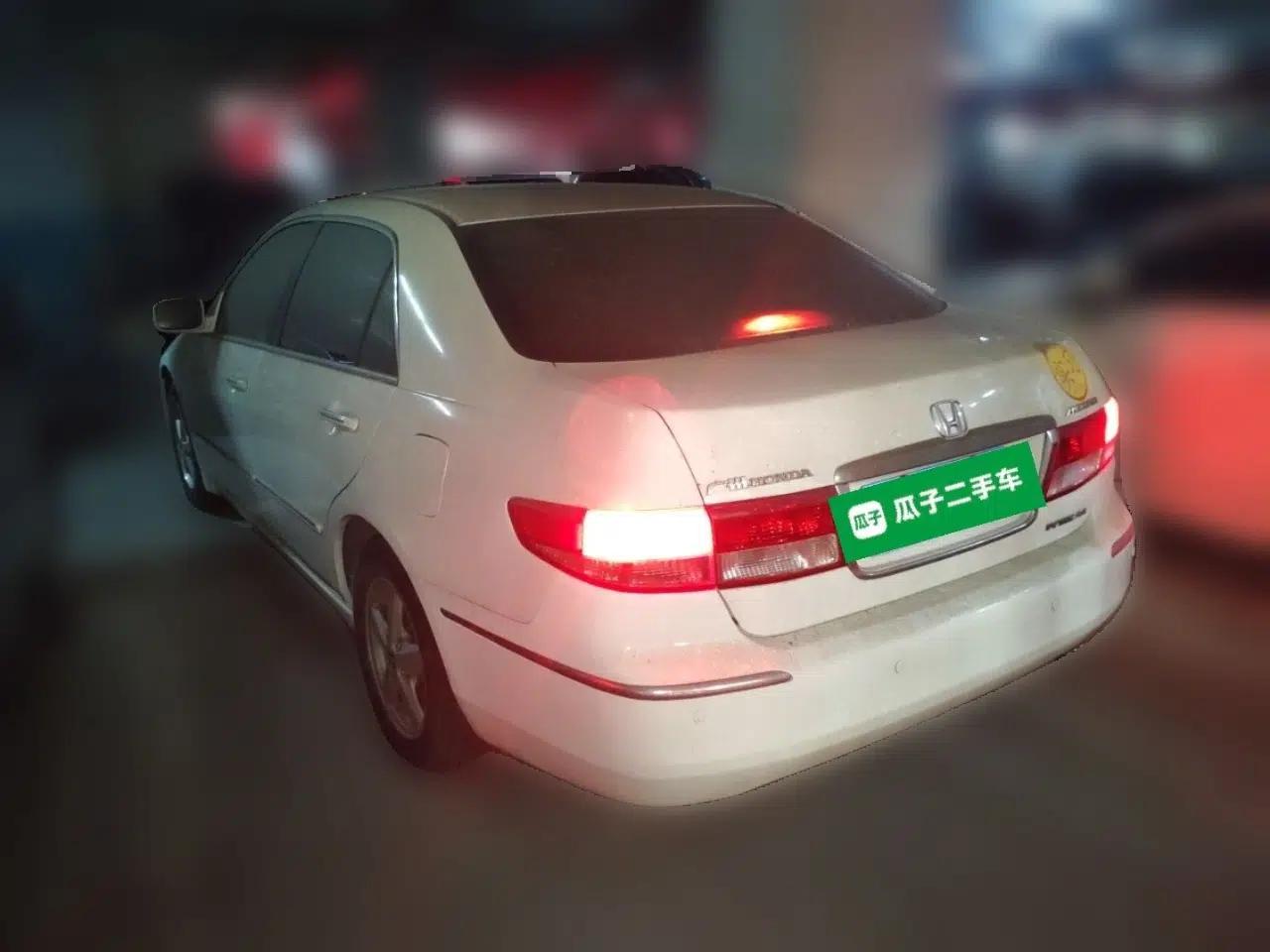 Honda Accord 2004 2.4L — миниатюра 4