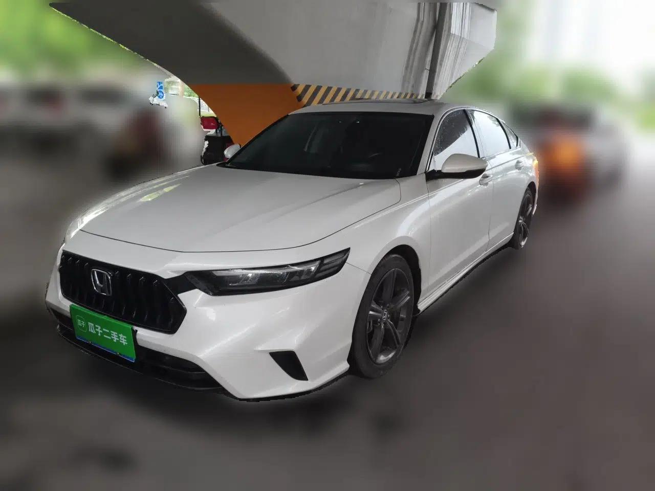 Honda Inspire 2023 260TURBO Elegant Edition — миниатюра 1