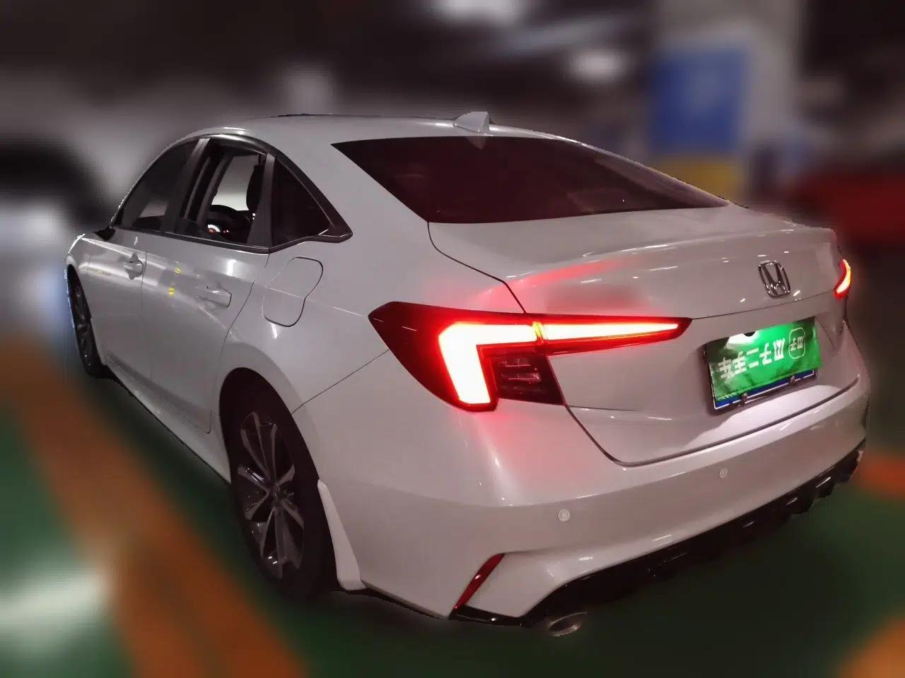 Honda Integra 2022 240TURBO CVT Luxury Edition — миниатюра 4