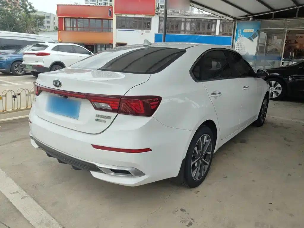 Kia K3 2020 1.5L CVT Fashion Edition — миниатюра 11